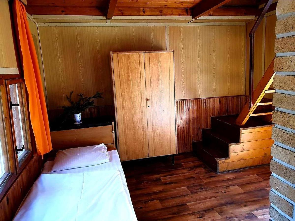Chatovy Tabor Maly Ratmirov Luaran gambar